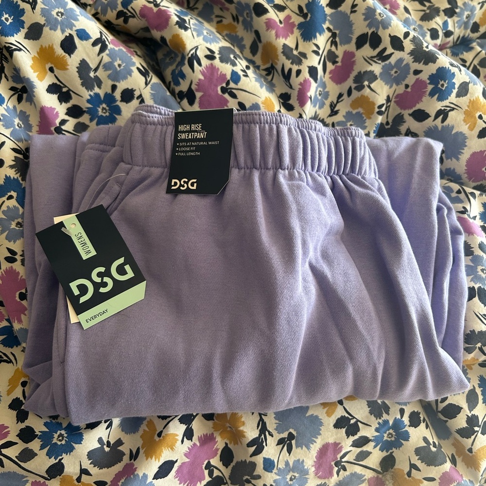 DSG Women’s Oversized Cinch Pant in Tinted Periwinkle